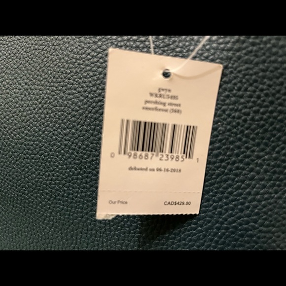 Kate Spade purse. Brand new with tag. Birthday present but not my style. - Picture 4 of 5